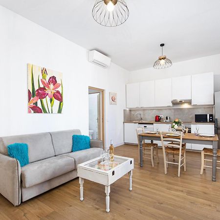 Barel - Cosy 2 Pieces En Plein Coeur De Menton Apartment Exterior foto